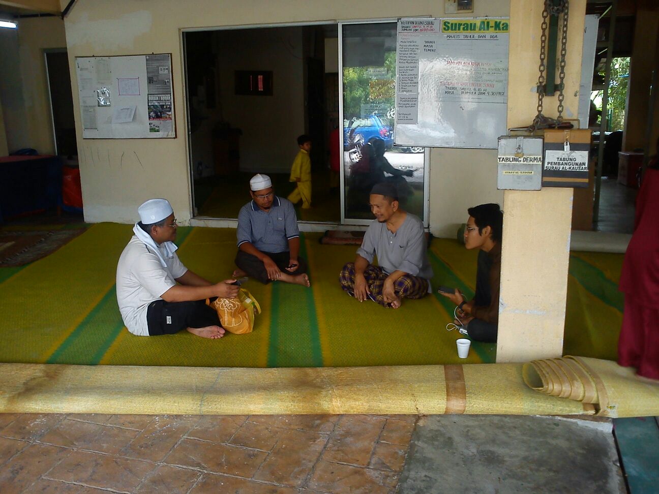 IMG-20141006-WA0004